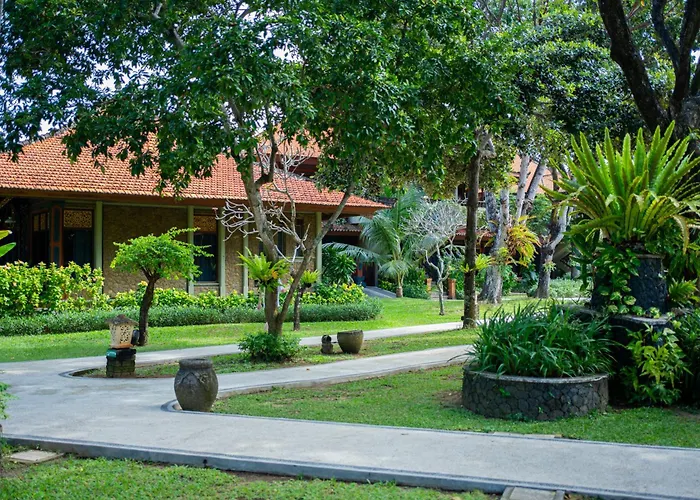 度假村 Bali Tropic & - Chse Certified 5*